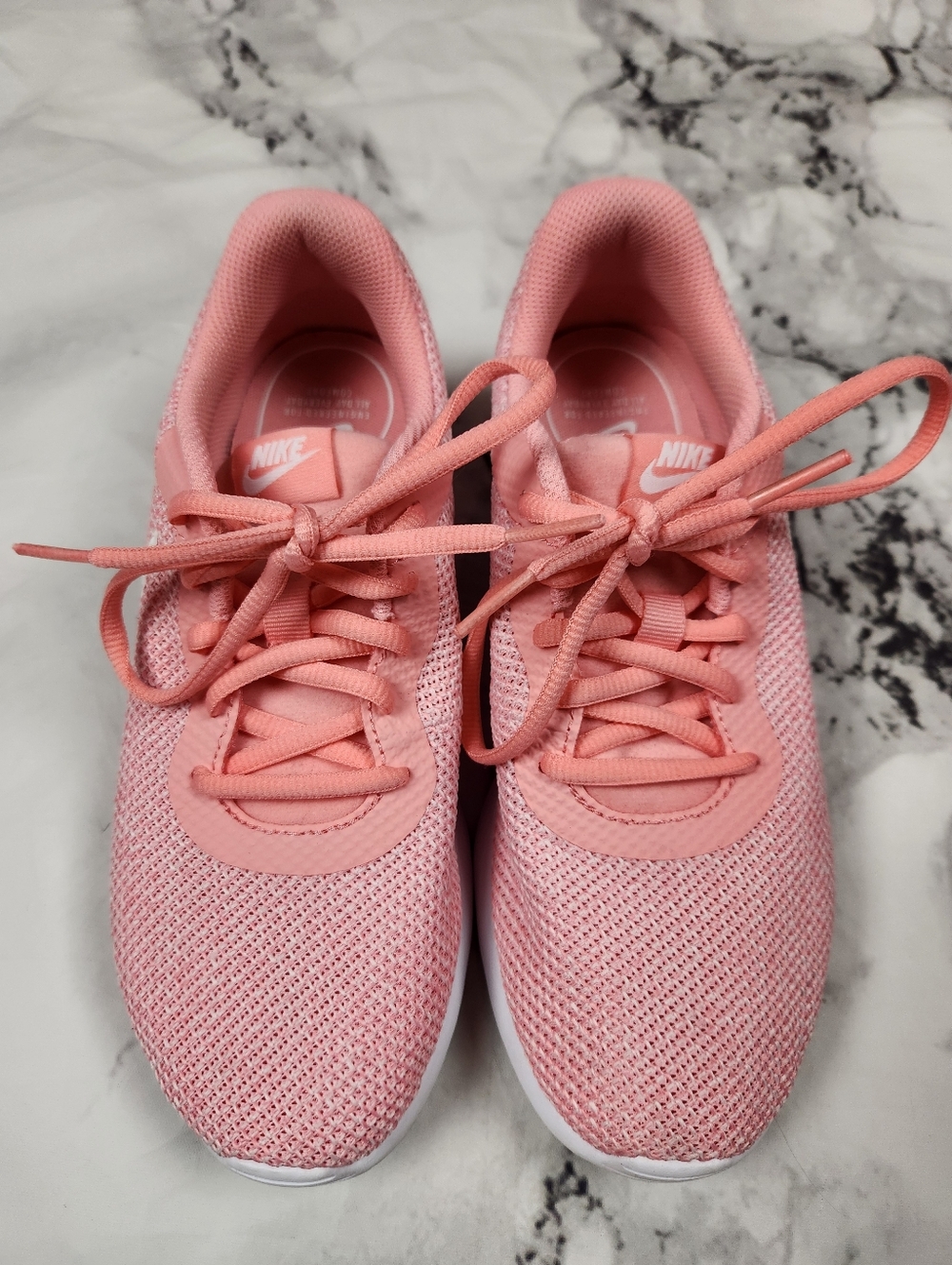 Nike Tanyun Women’s Lightweight Running Shoes - Pink Sz7